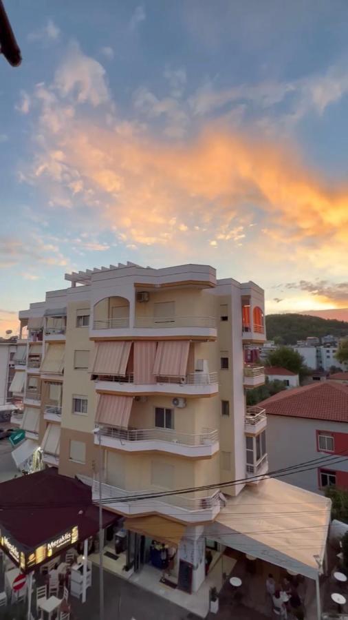 Ioanian Blue Apartament Himare Bagian luar foto