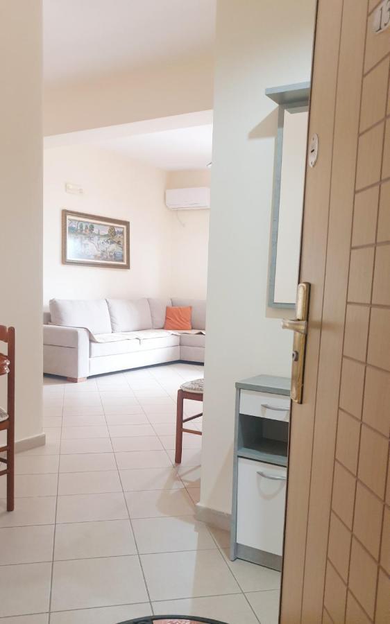 Ioanian Blue Apartament Himare Bagian luar foto