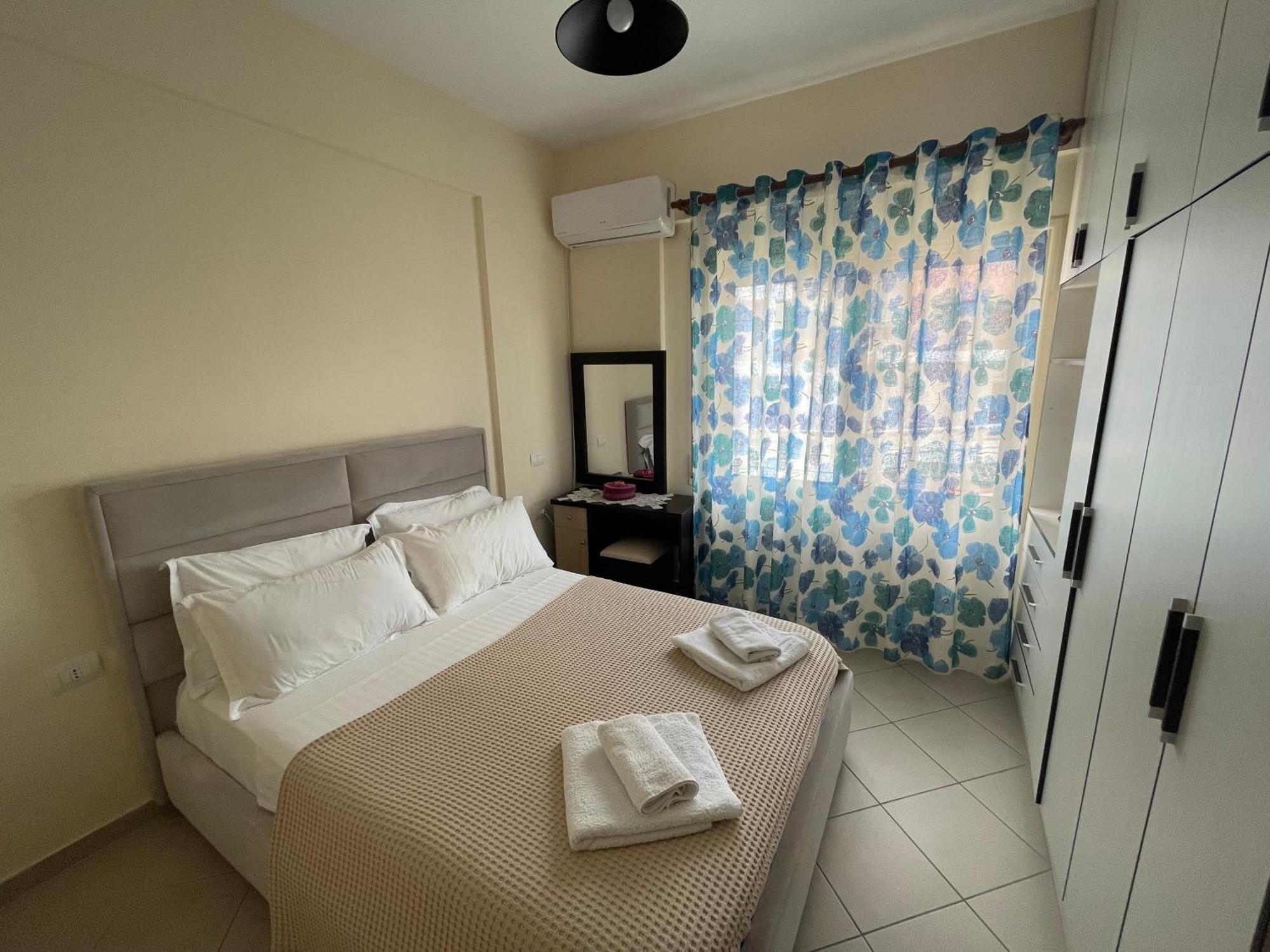 Ioanian Blue Apartament Himare Bagian luar foto