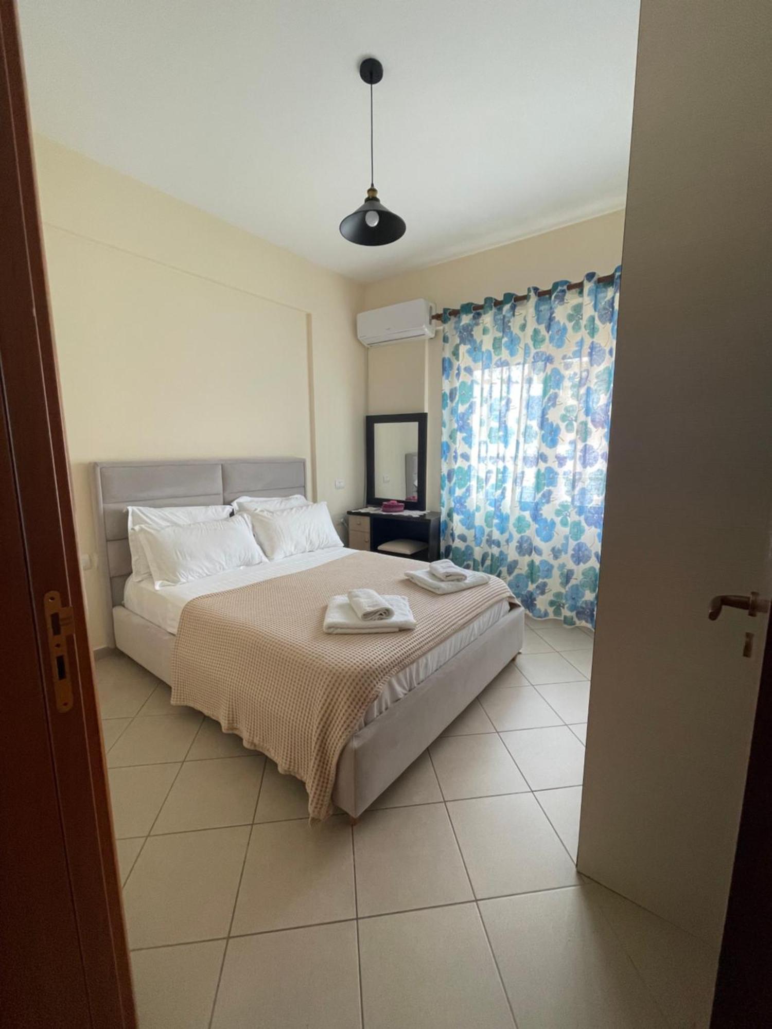 Ioanian Blue Apartament Himare Bagian luar foto